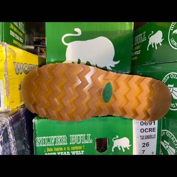 Moc toe boots by silver bull boots - Picture 2 of 4